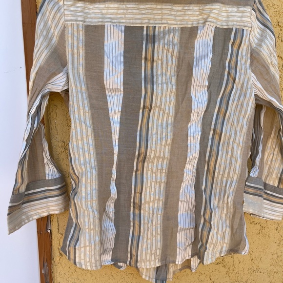 Mossimo Women’s L/S Button Down Shirt - Picture 7 of 8